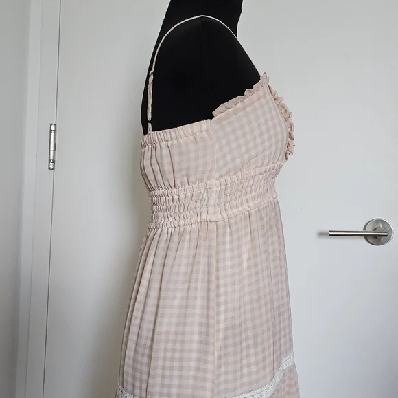 Liz Lisa Gyaru Gingham Maxi Dress with Lace And Buttons Baby Pink - Picture 6 of 13